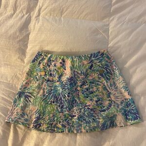 Lilly Pulitzer Vibrant Mini Skirt in Multi colors With Cute Front Details